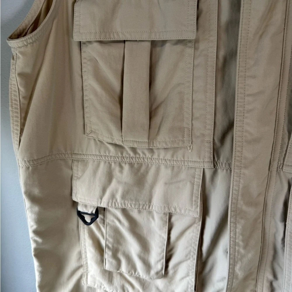 Men's Tan Travelsmith Vest